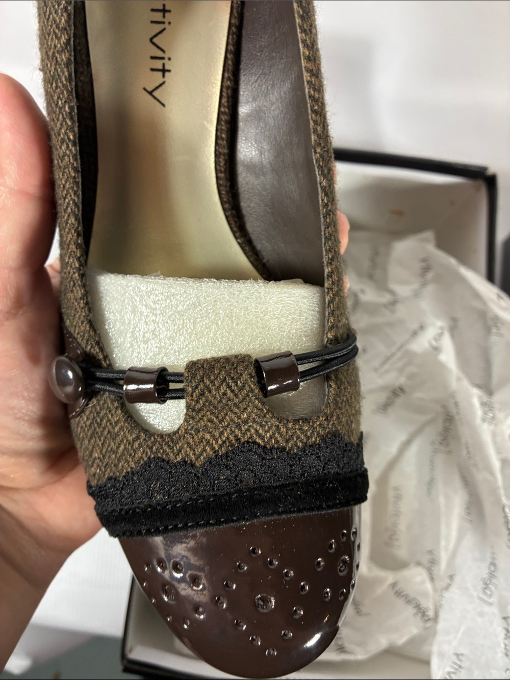 Relativity Brown Tweed Mid-Heel Pumps with Patent Brown Toe - Picture 16 of 16